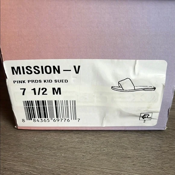 Pink Woven Slide Sandals with Intricate Design - Picture 4 of 4